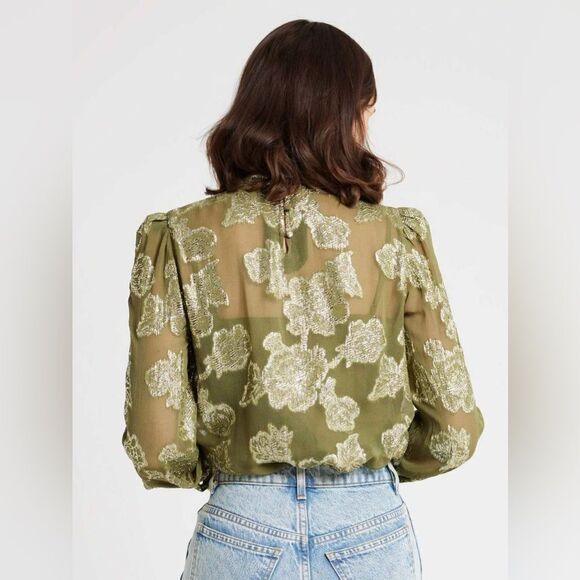 NWOT Mille Charlotte Long Sleeve Metallic Pleated Blouse in Gold Leaf size XXS - Picture 2 of 16